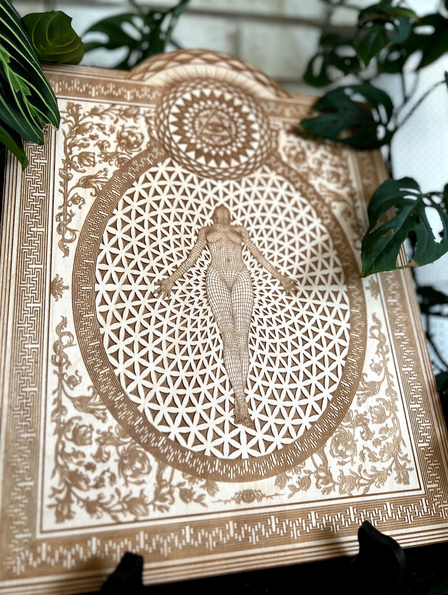 DIVINE FEMININE RISING